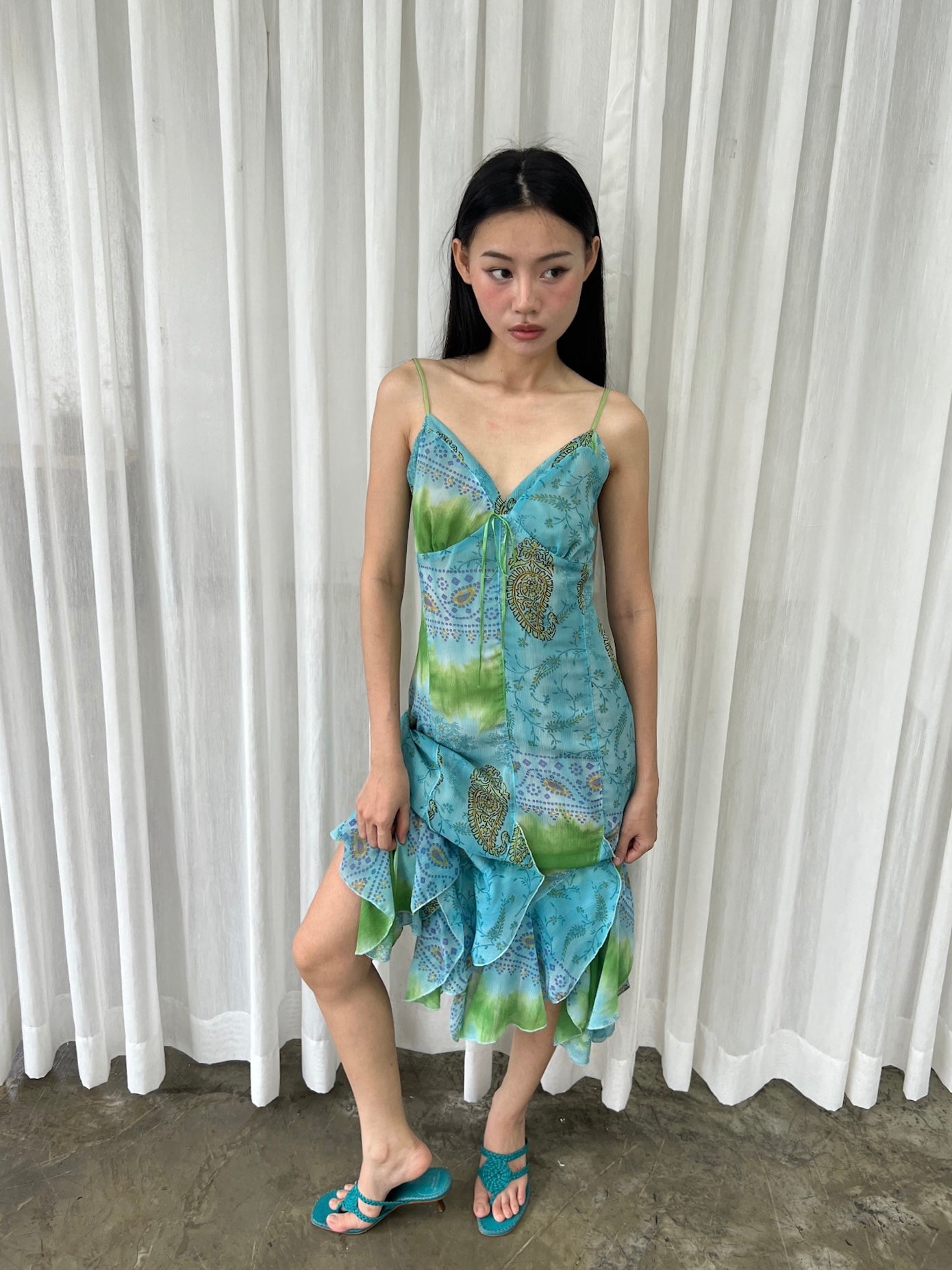 Blue lagoon ruffle dress – Desaiel