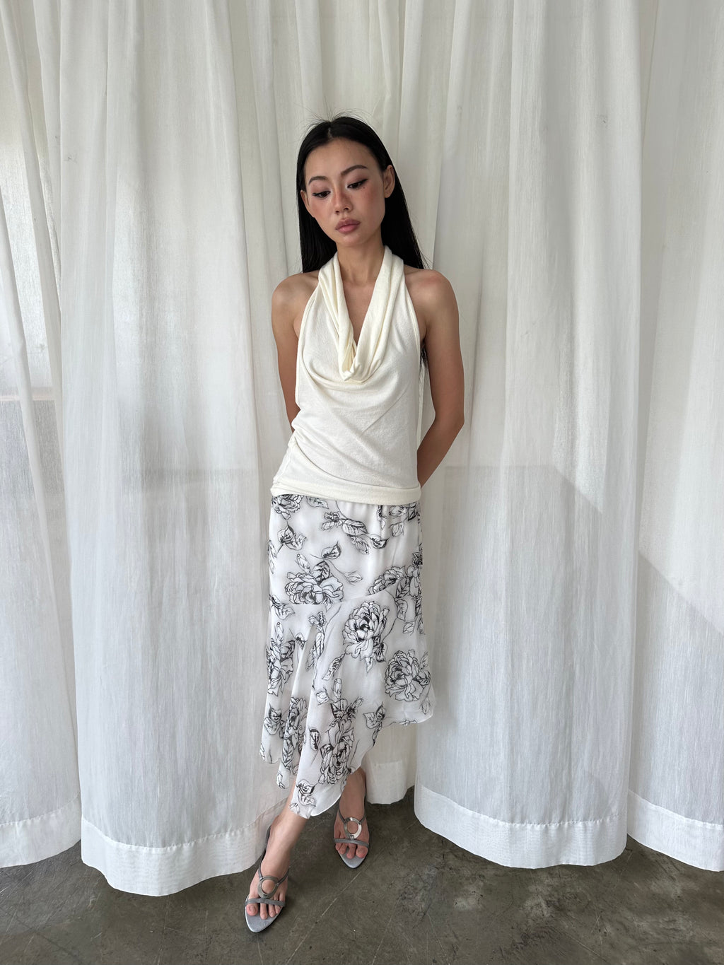 Monochrome floral skirt