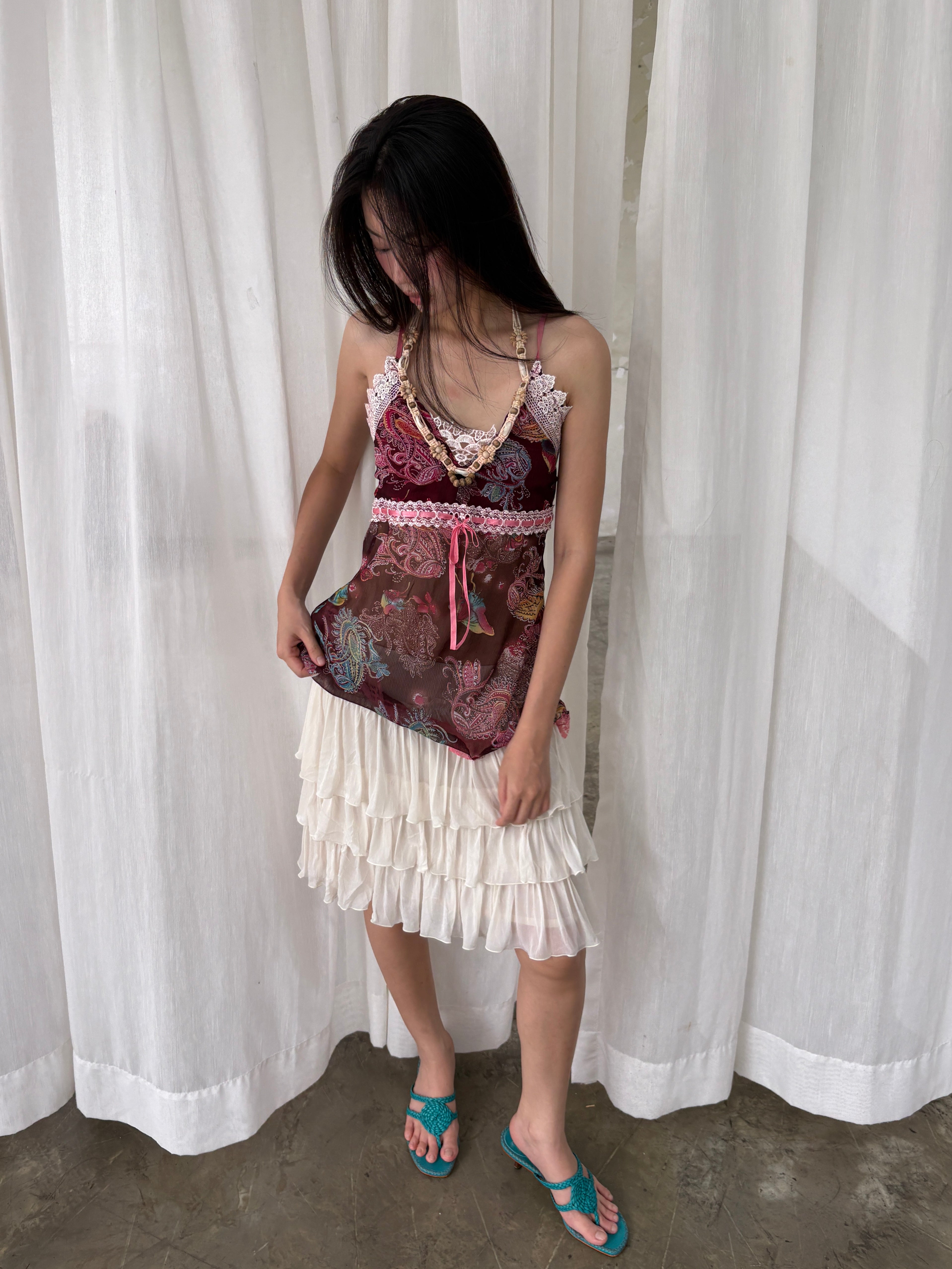 Shell trim paisley top
