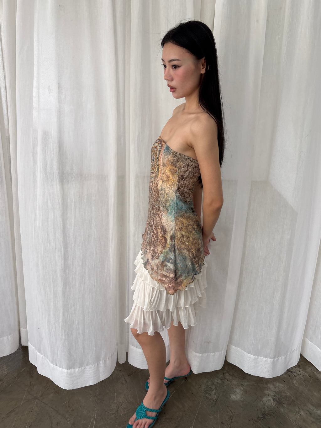 Paisley lace rhinestone tube