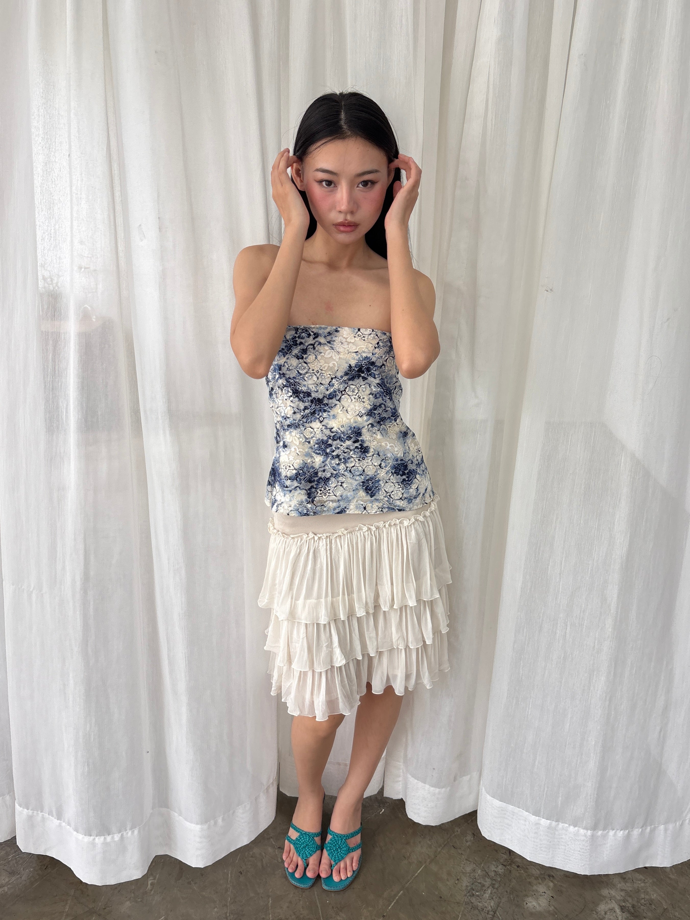 Porcelain lace tube