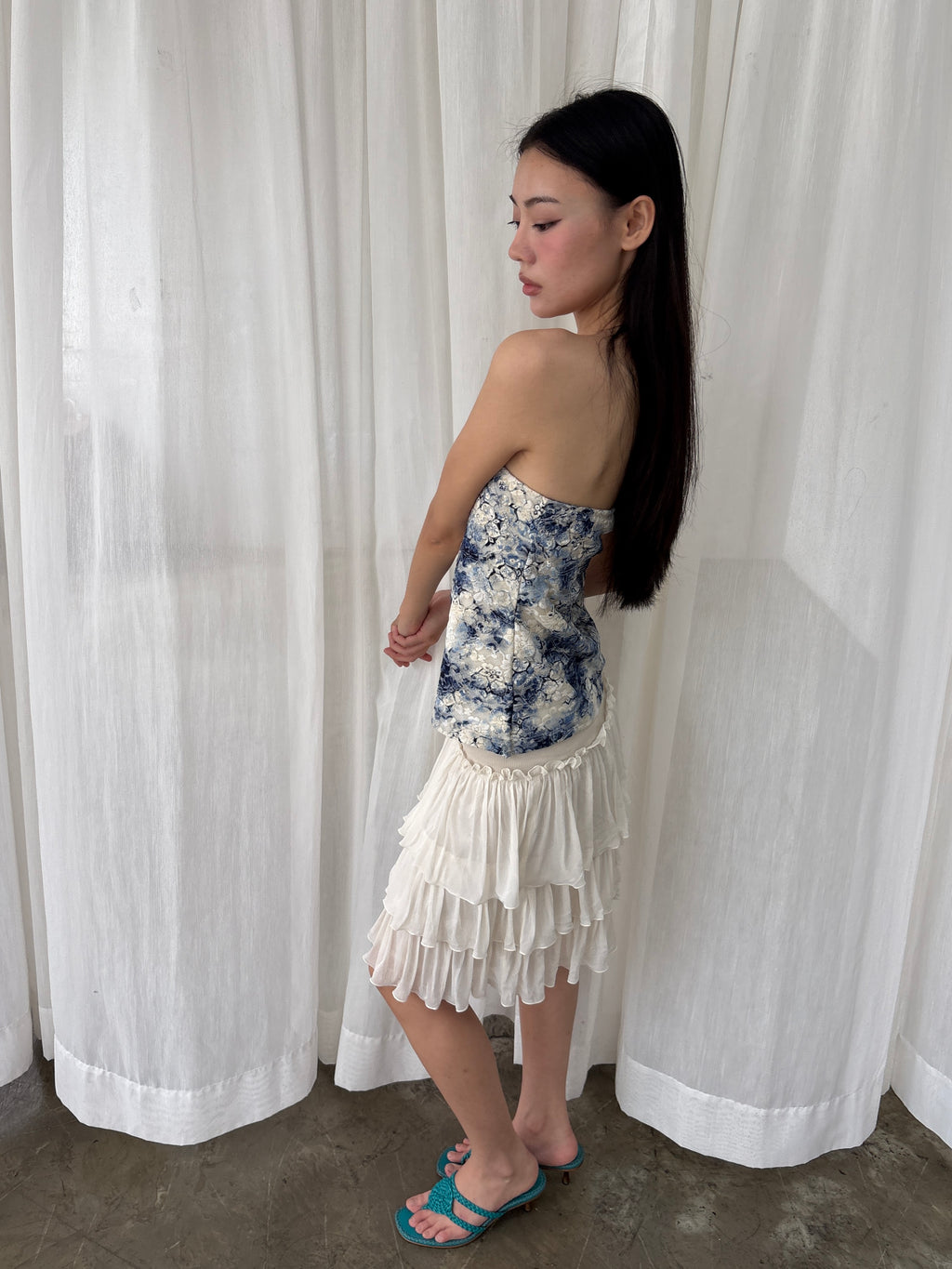 Porcelain lace tube