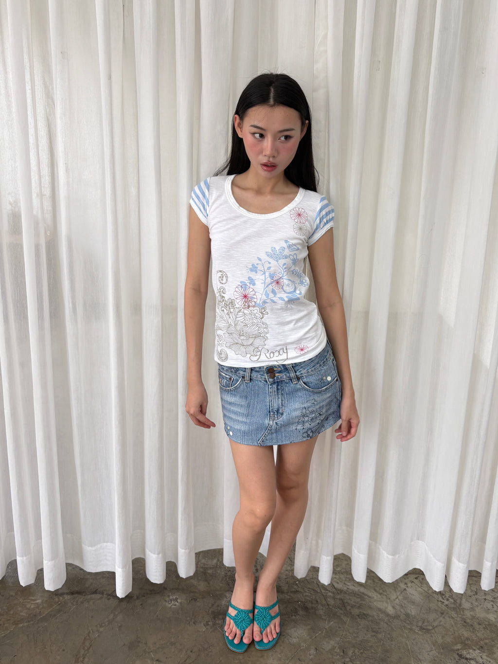 Roxy graphic baby tee
