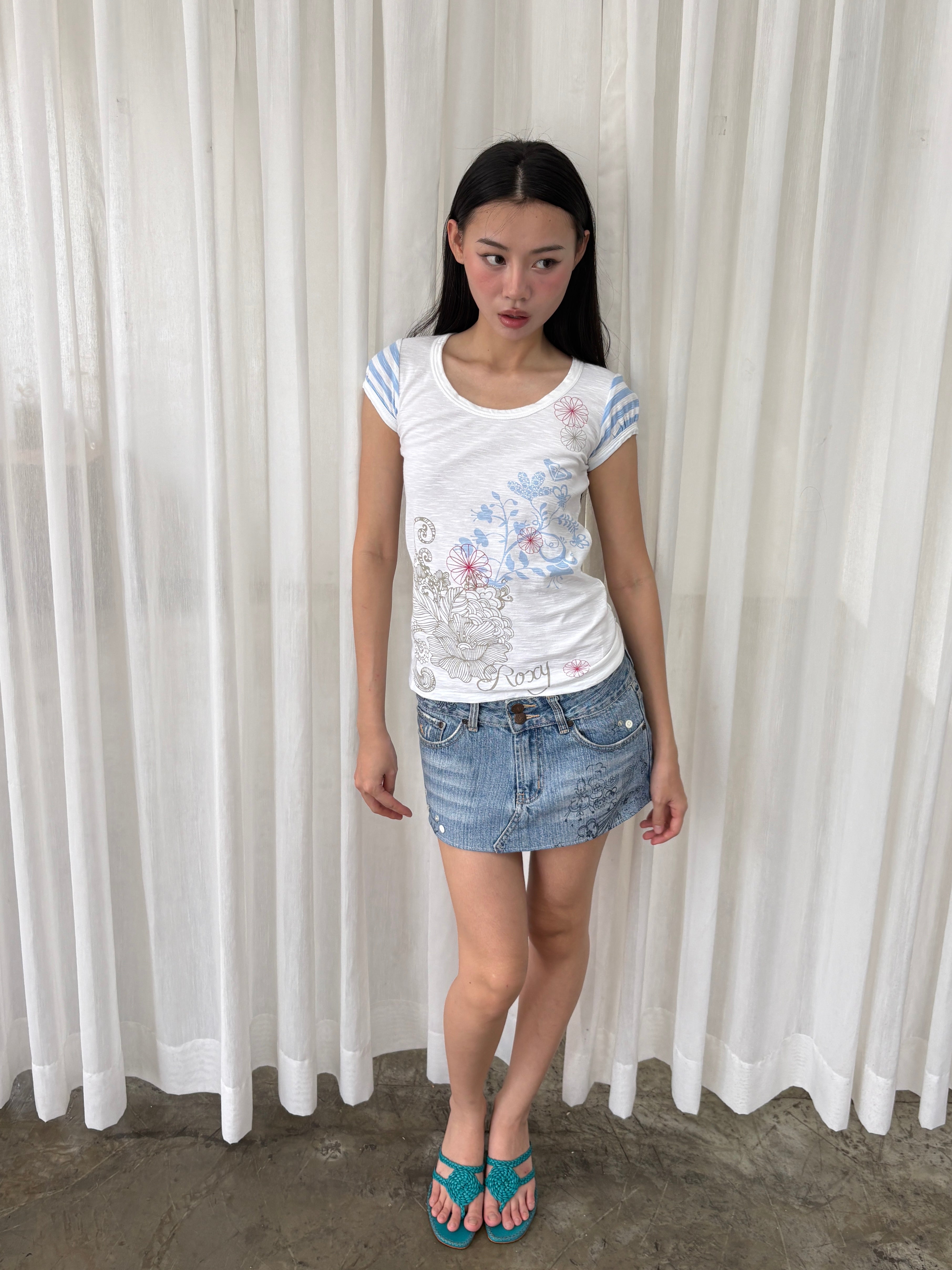 Roxy graphic baby tee