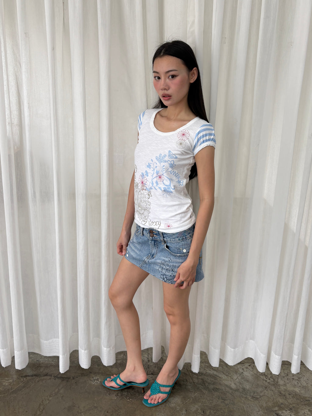 Roxy graphic baby tee