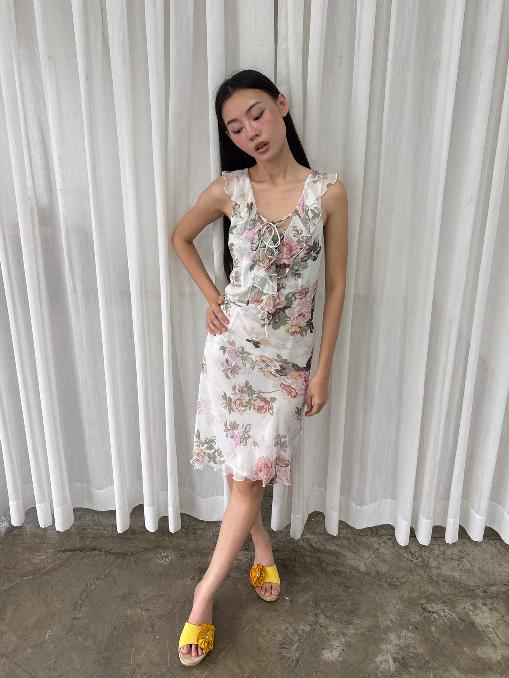 Floral lace-up midi dress