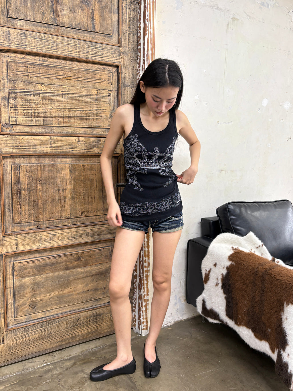 Crown graphic tank