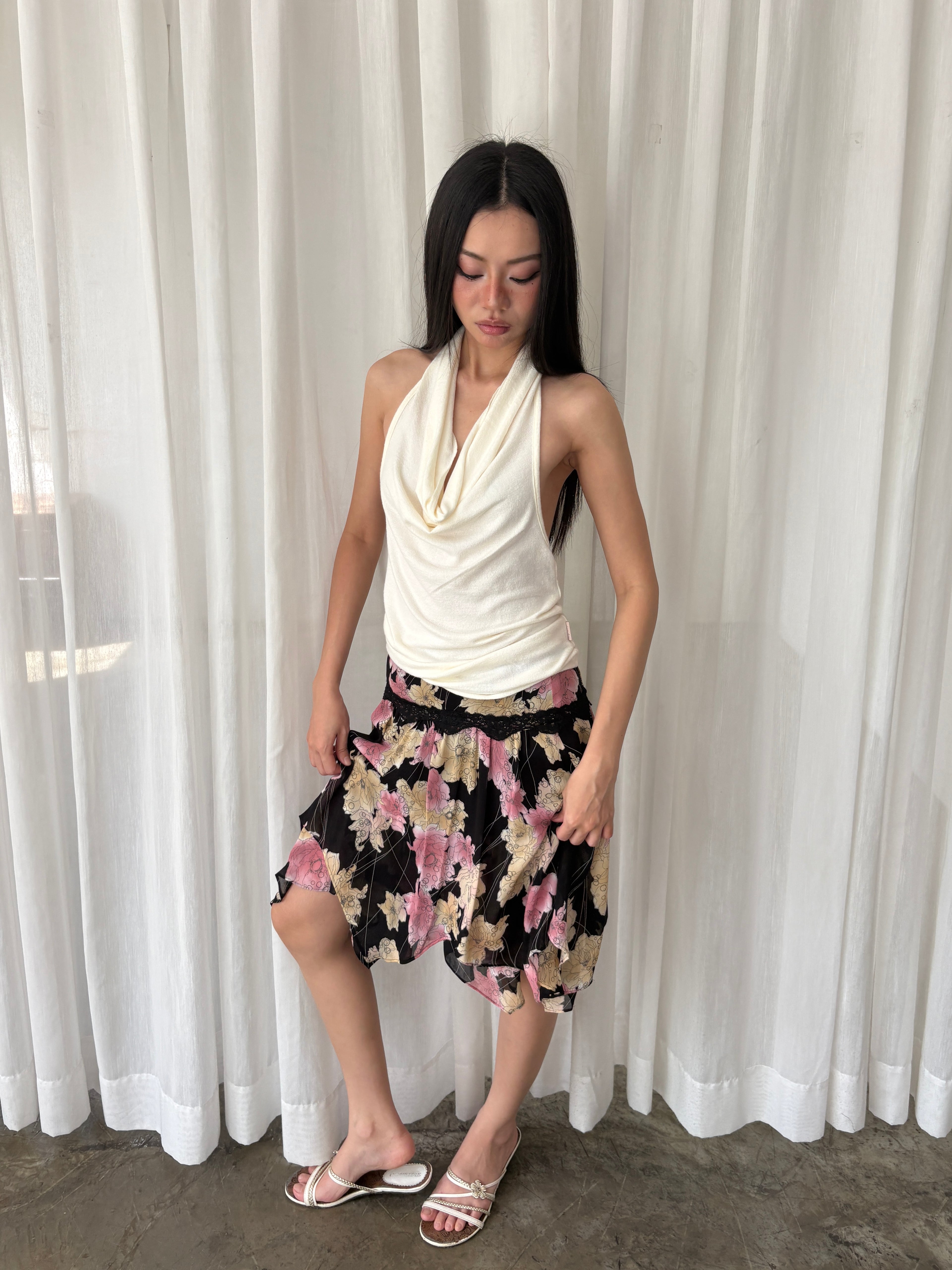 Rosette lace skirt