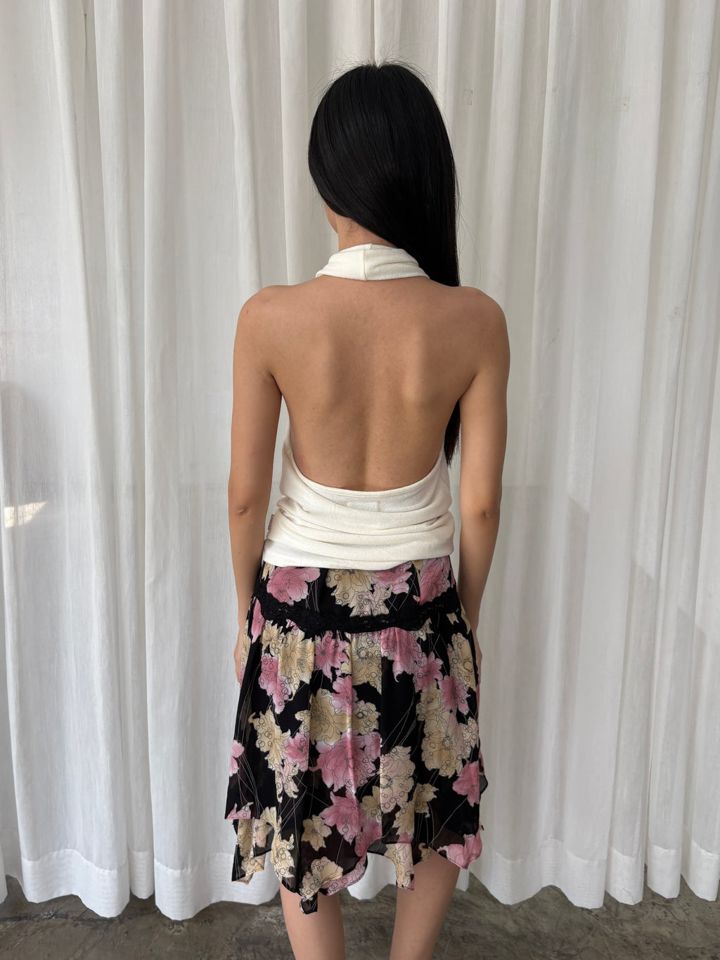 Rosette lace skirt