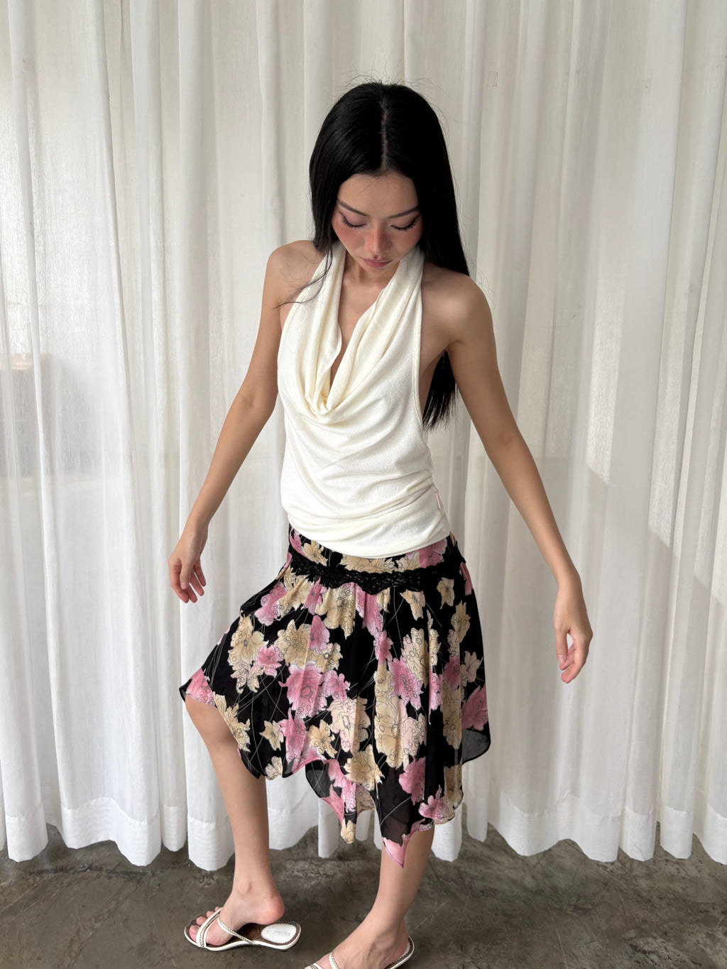 Rosette lace skirt