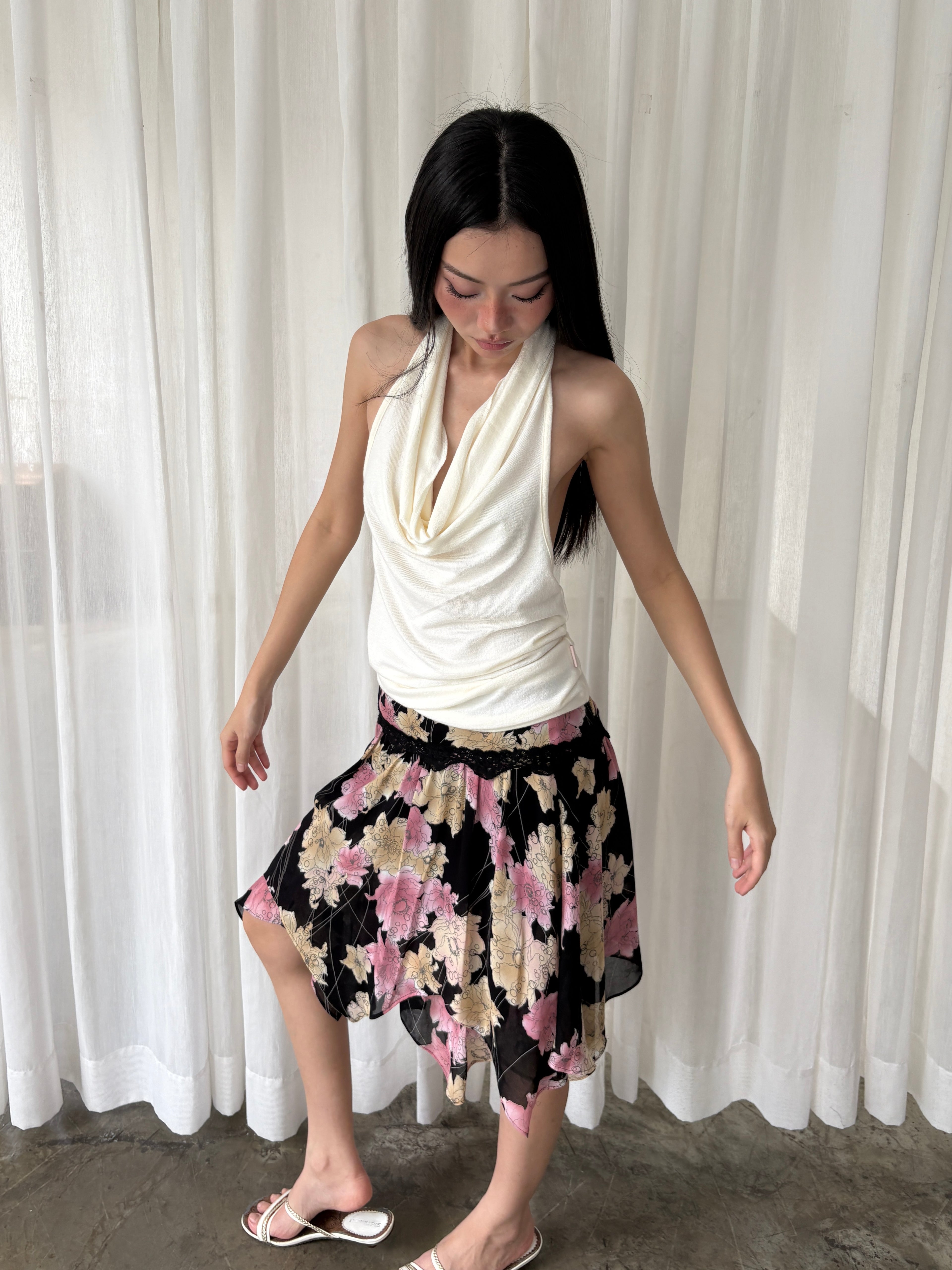 Rosette lace skirt