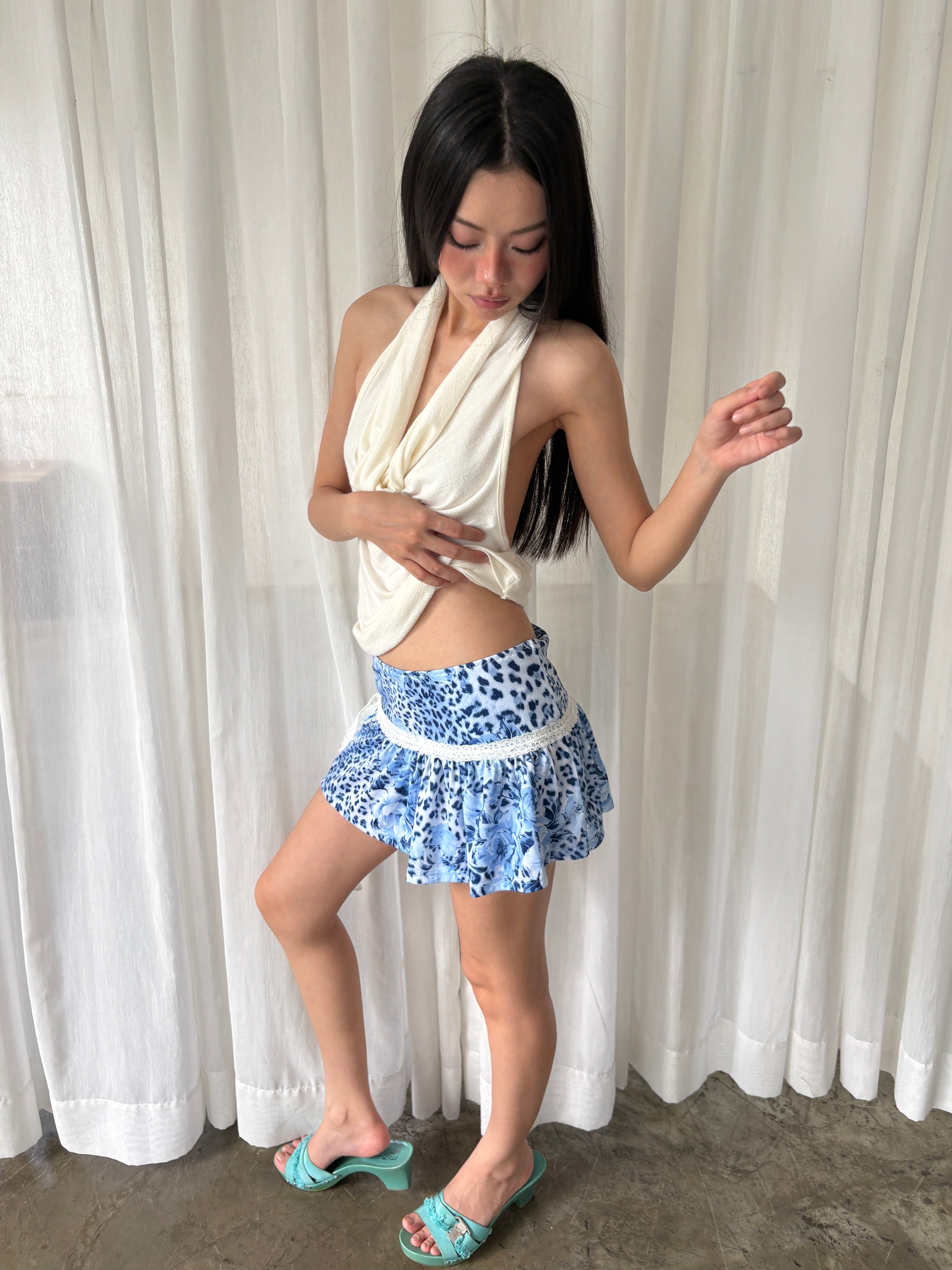 Blue leopard mini skirt
