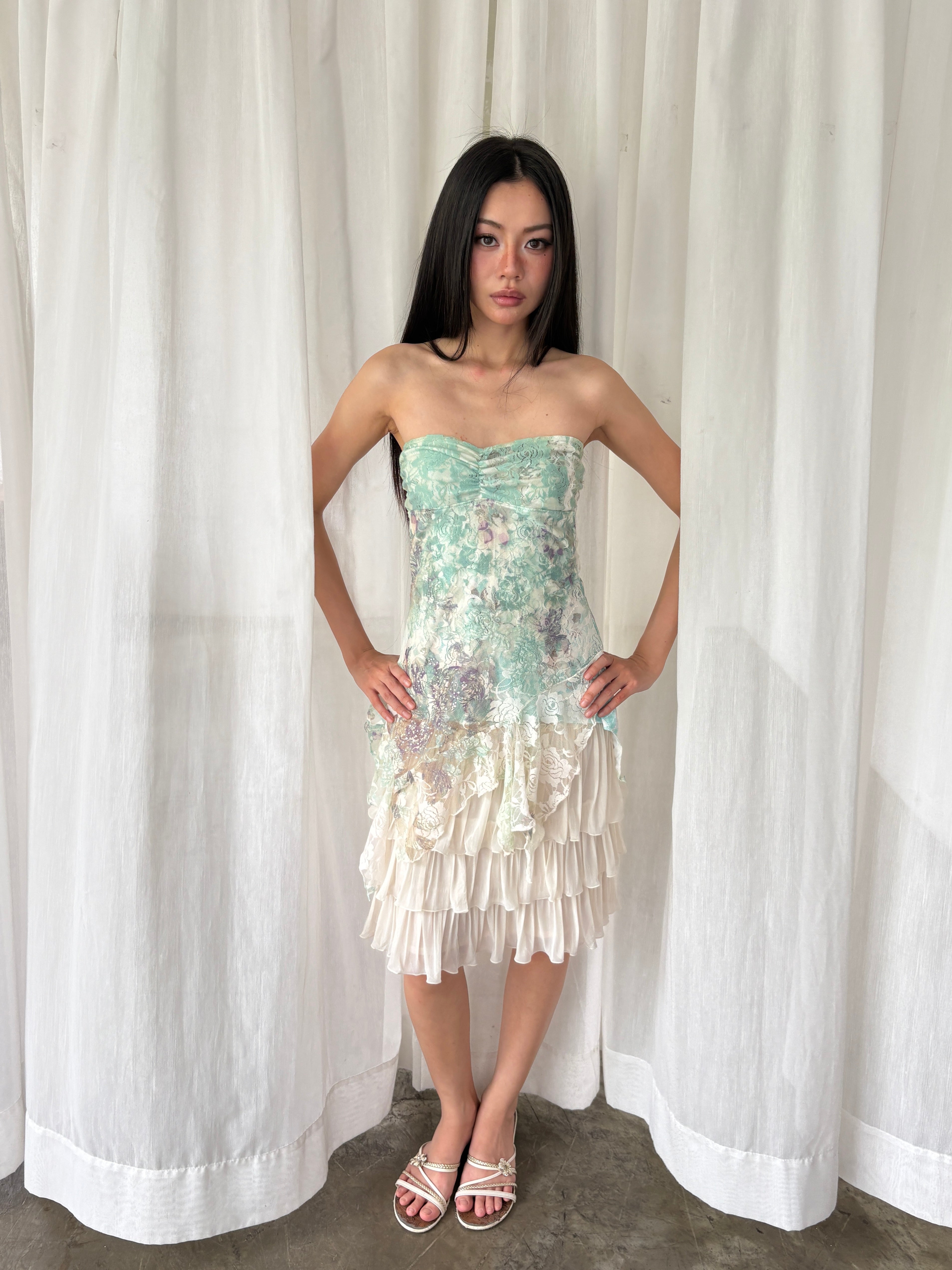Floral lace tube top