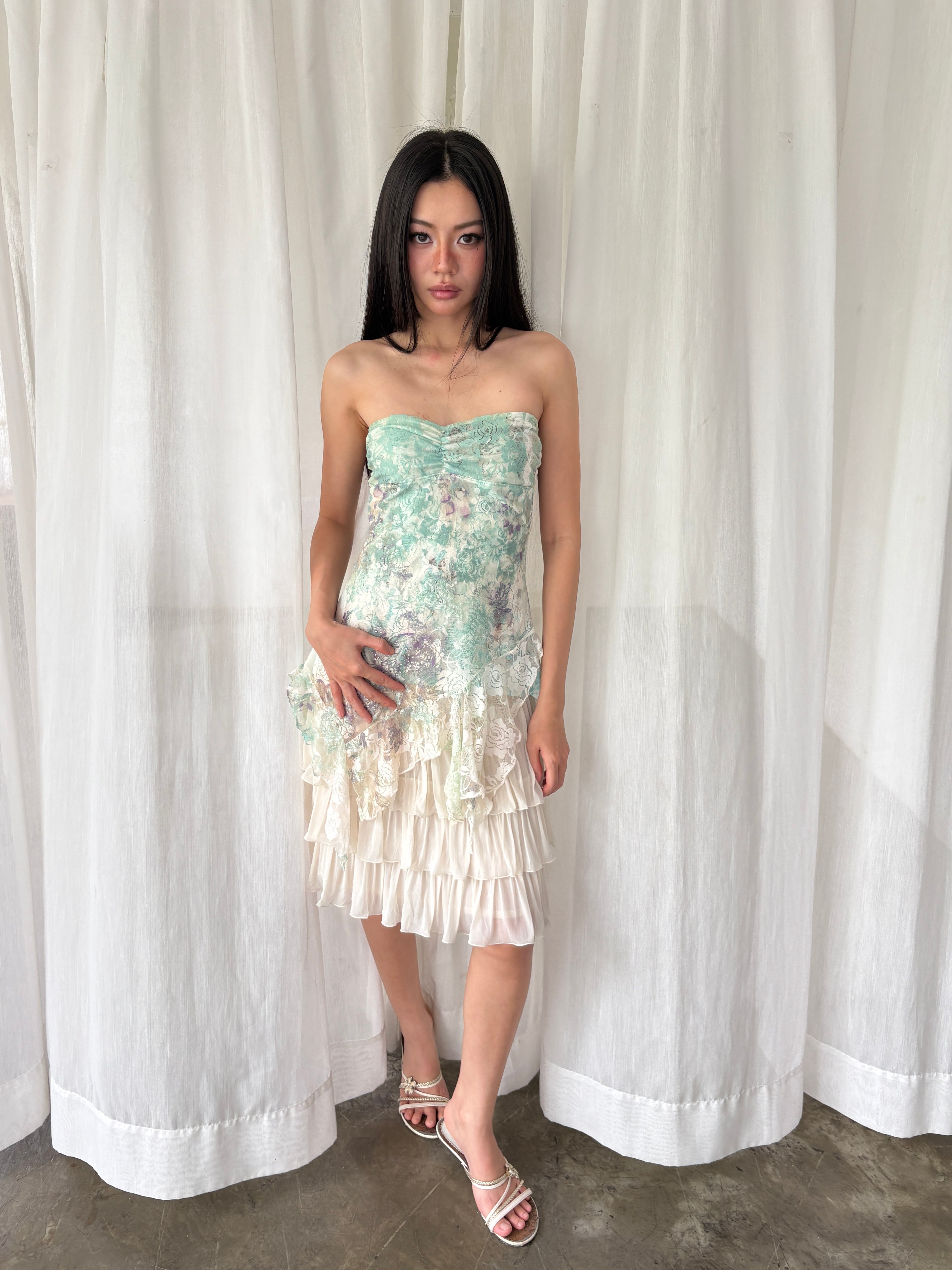 Floral lace tube top