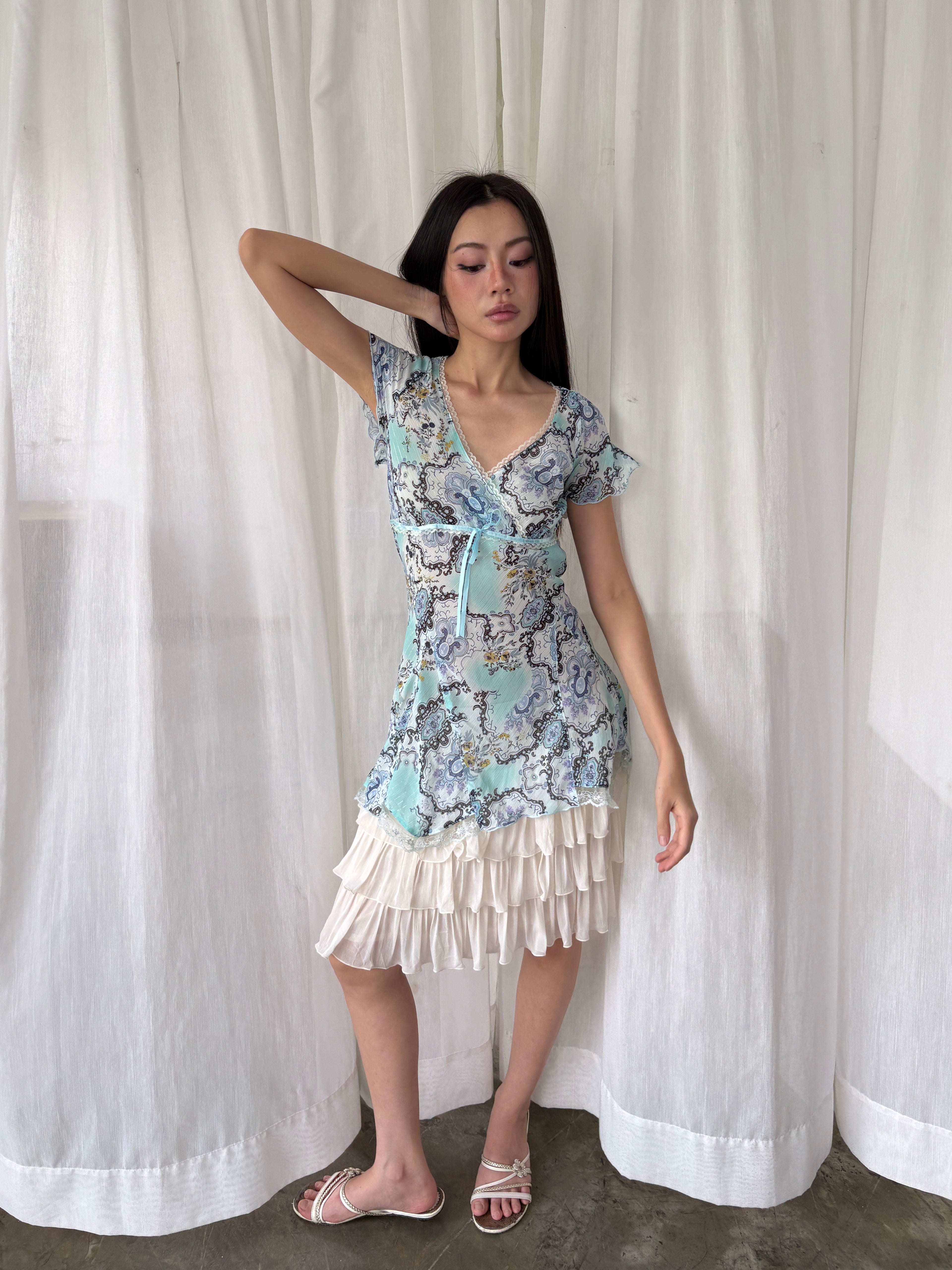 Blue paisley lace trim blouse