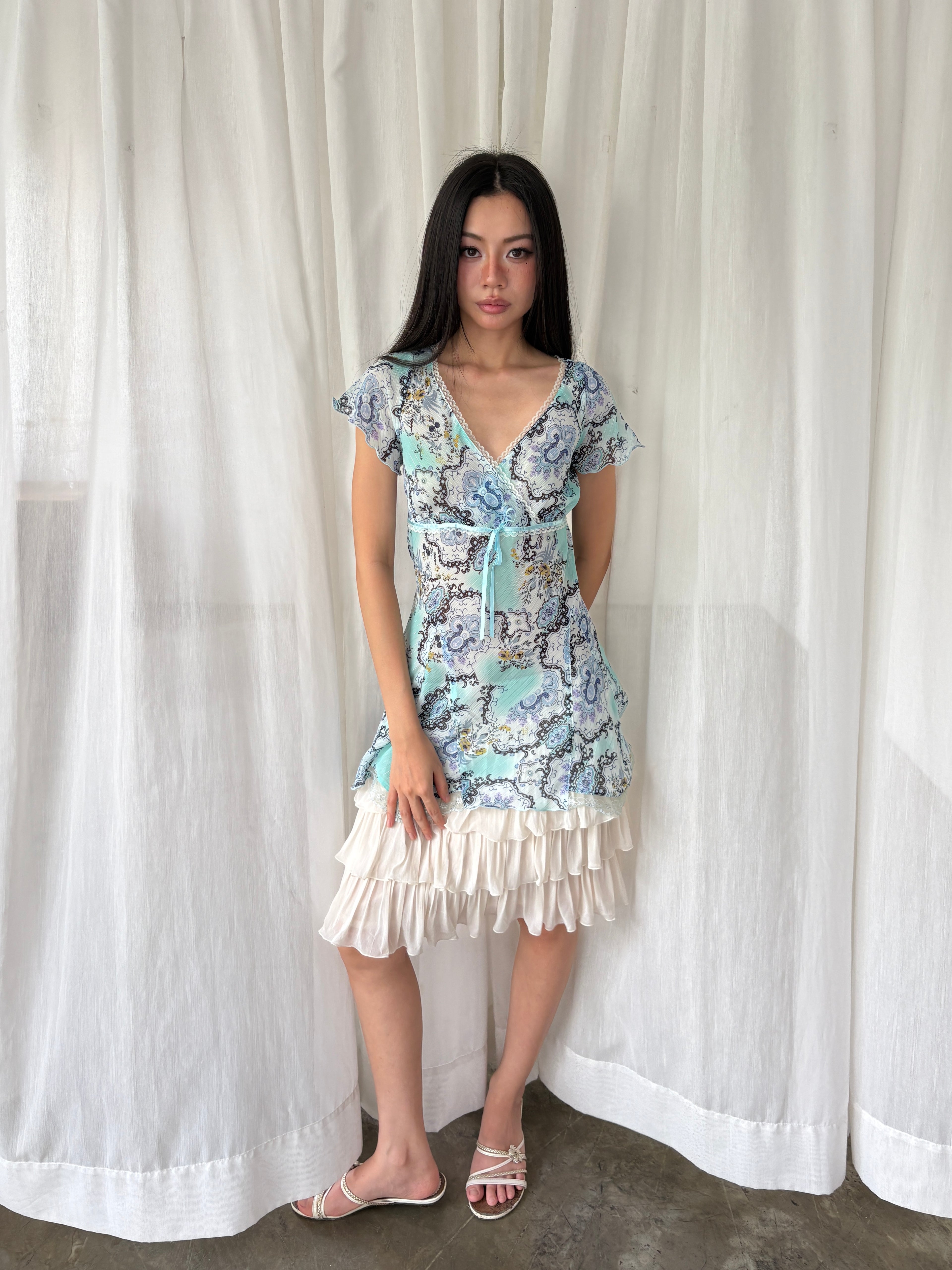 Blue paisley lace trim blouse