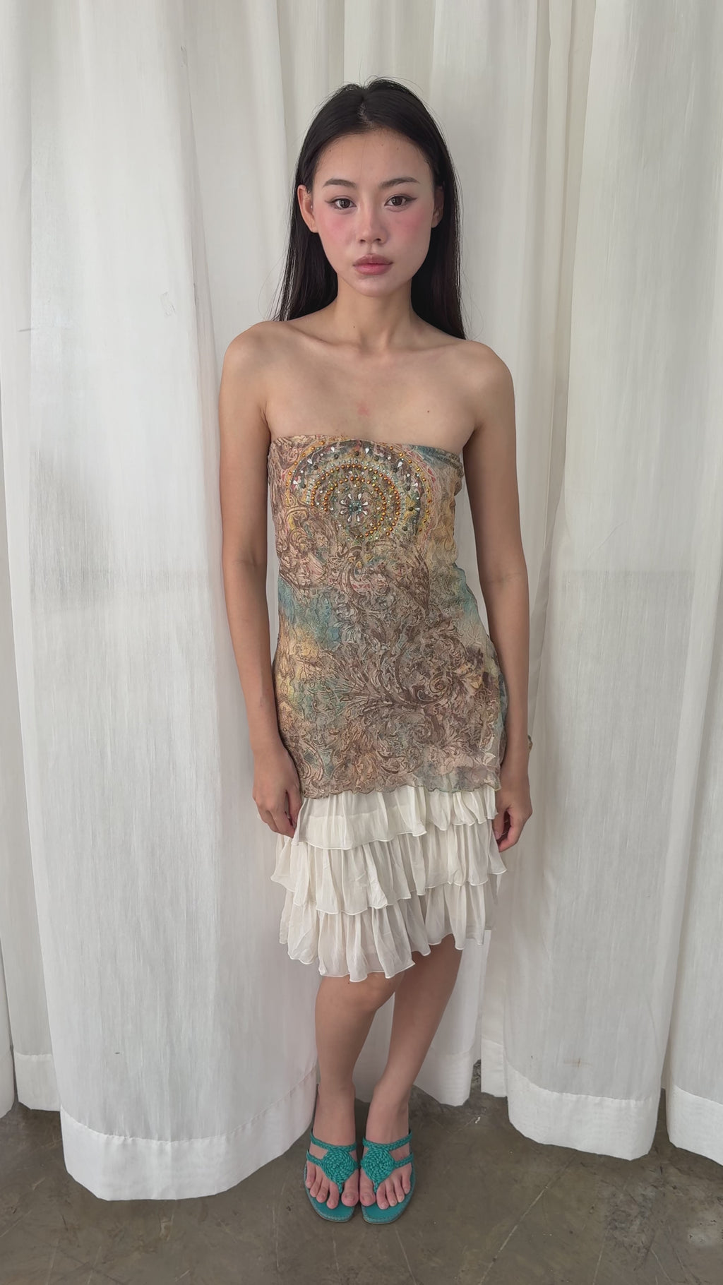 Paisley lace rhinestone tube