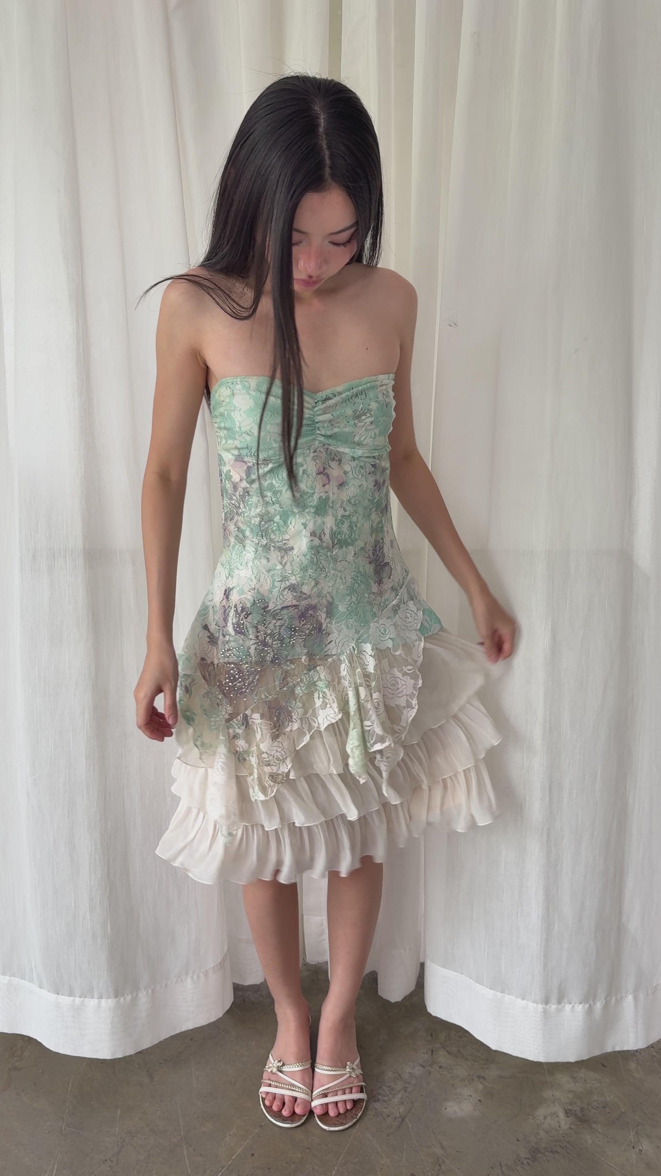 Floral lace tube top